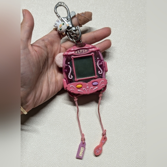 SOLD Pink LPS Virtual Pet Keychain Working Tested. - Picture 4 of 4